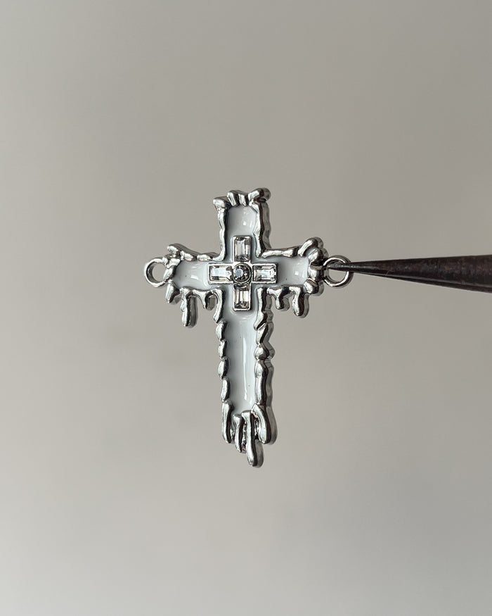 2 hole white dripping cross