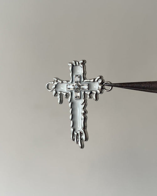 2 hole white dripping cross