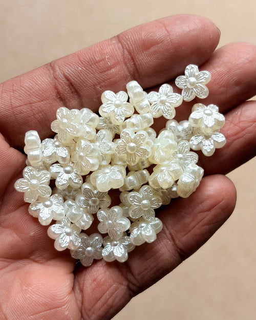 2.0 pearl flower beads - 25 grams