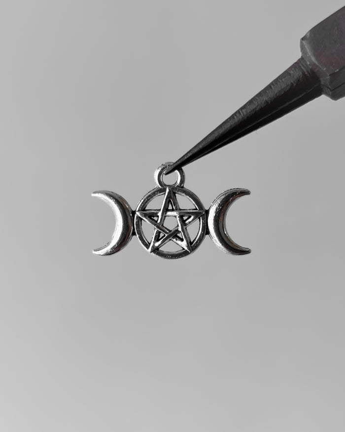 3 moon charm - 10 pc