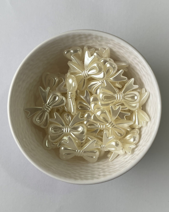 Big Pearl bow : 3 // 50 gms pack