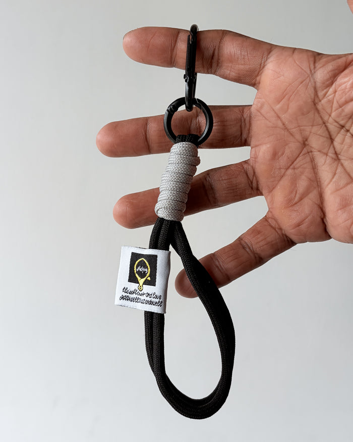 Black keychain thread - 1 pc