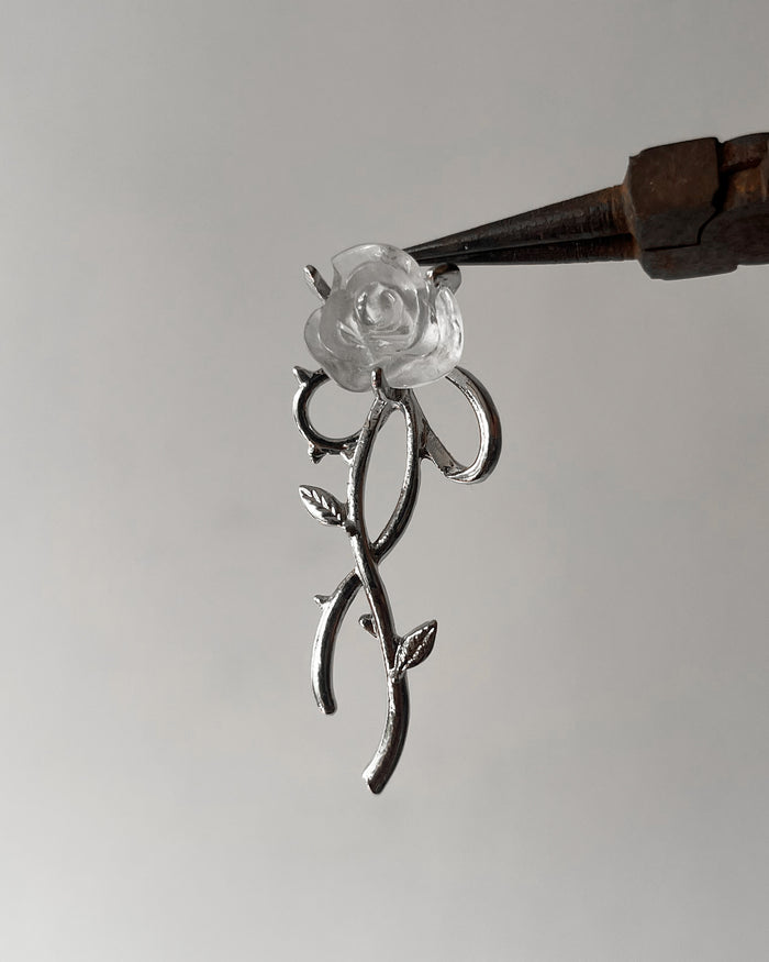 Dangle white flower charm