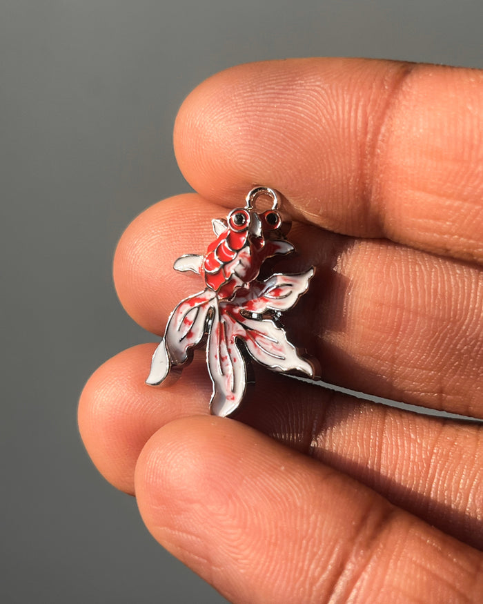 Fish charm - 1 pc