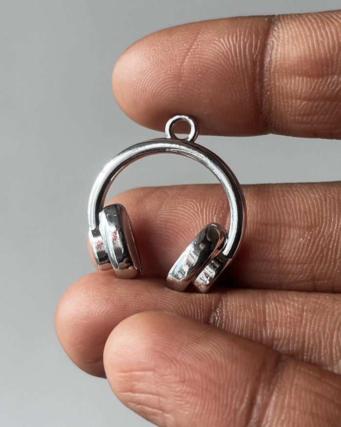 Headphone charm