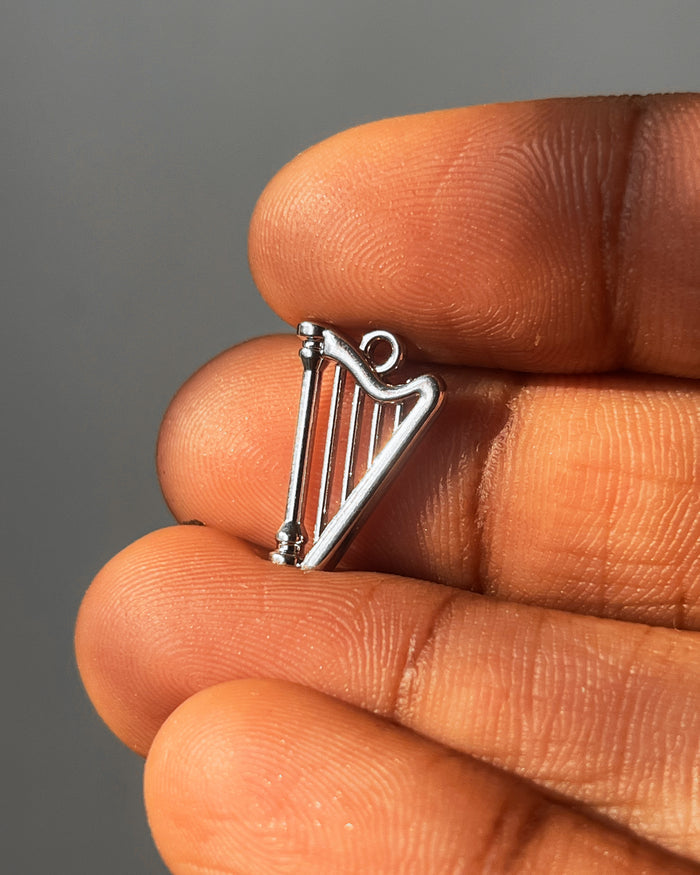 Irish harp charm - 1 pc