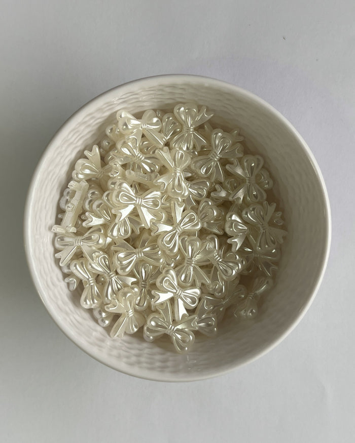 Medium Pearl Bow | Pack of 50 grms