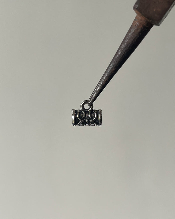 Mini hooks  // 10 grams