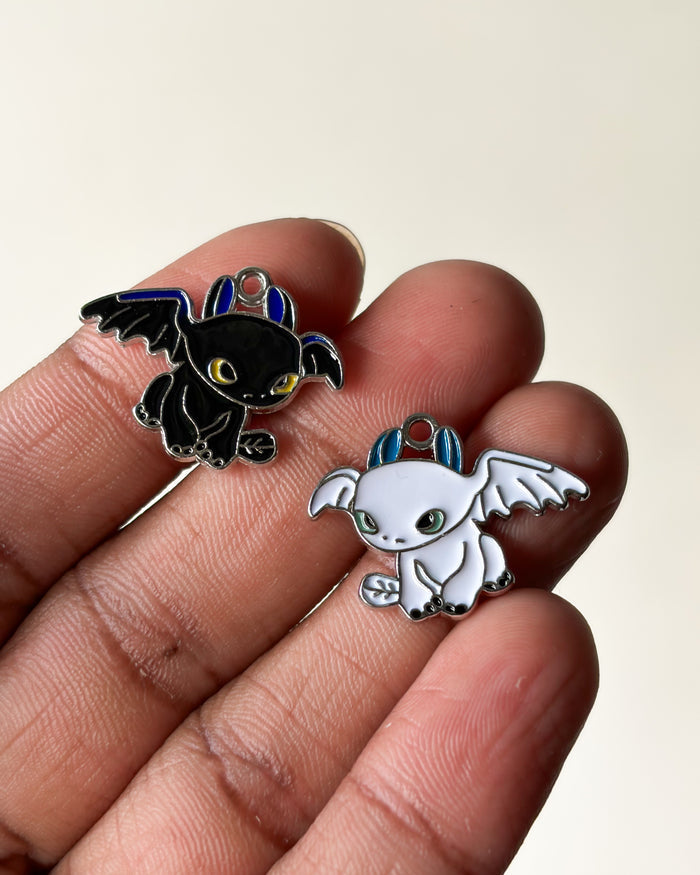 Mini train your dragon charm