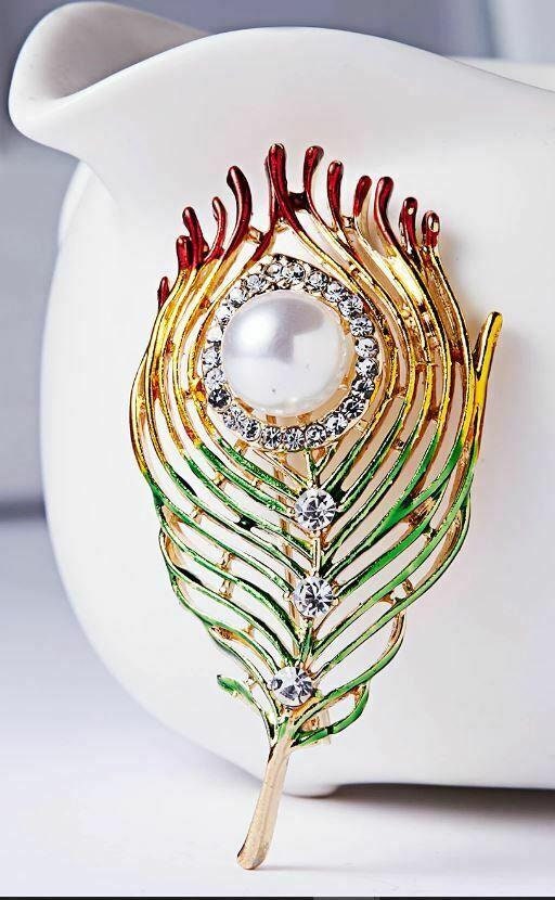 Peacock Feather Brooch Gold Plated with Faux Pearl Rhinestone Vintage Look Pin