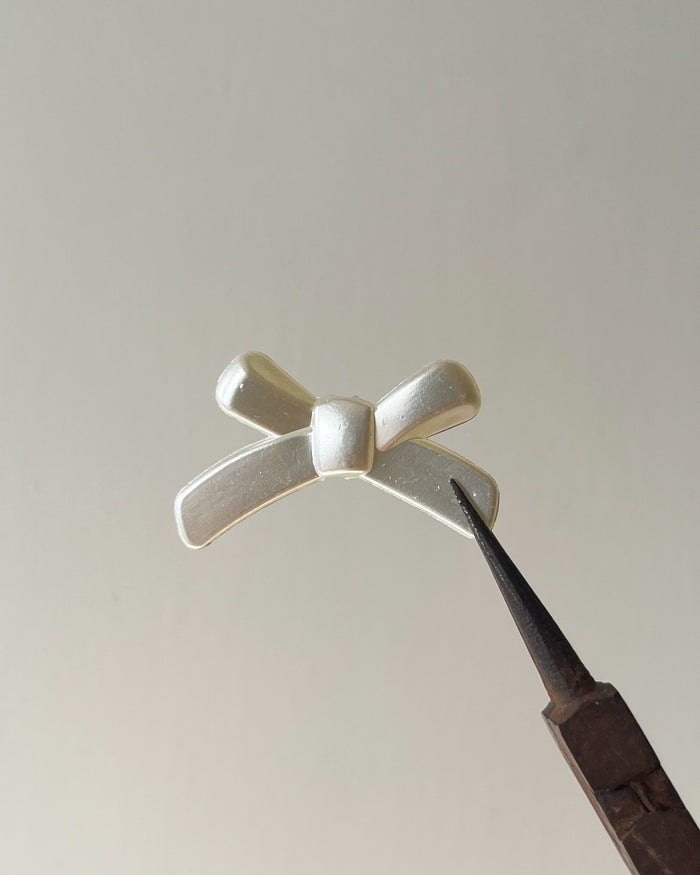 Pearl bow : 2 // 50 gms pack
