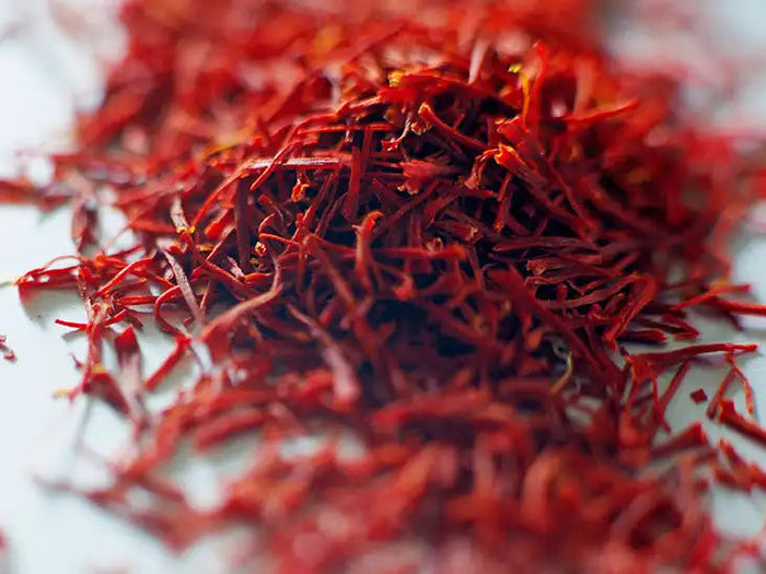 Kashmiri Saffron by Porthomall, Superior Saffron Threads (Super Negin) Premium grade Saffron Spice for Paella, Risotto, Tea's, and all Culinary Uses