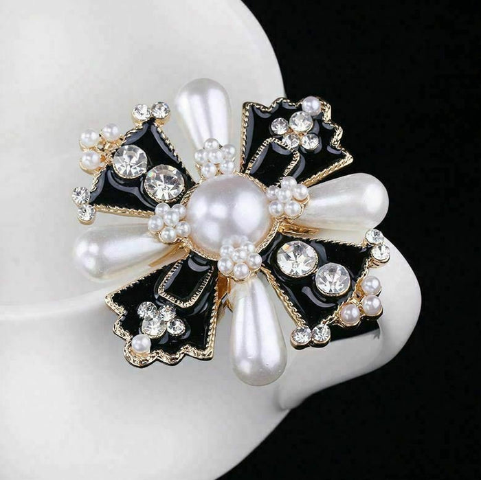 Stunning vintage look gold plated king cross celebrity brooch broach pin b49q