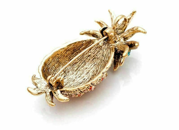 Stunning vintage look gold plated pineapple designer brooch broach cake pin b51