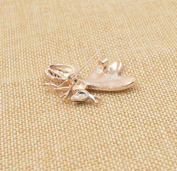 Stunning Vintage Look Gold plated Retro Yellow Wasp Celebrity Brooch Broach Pin